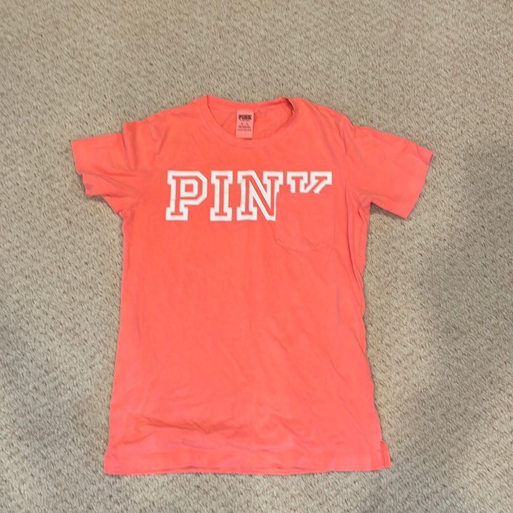 VS Pink T-Shirt